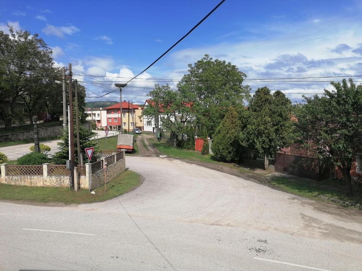 Chlaba Apartman Chl'aba Buitenkant foto